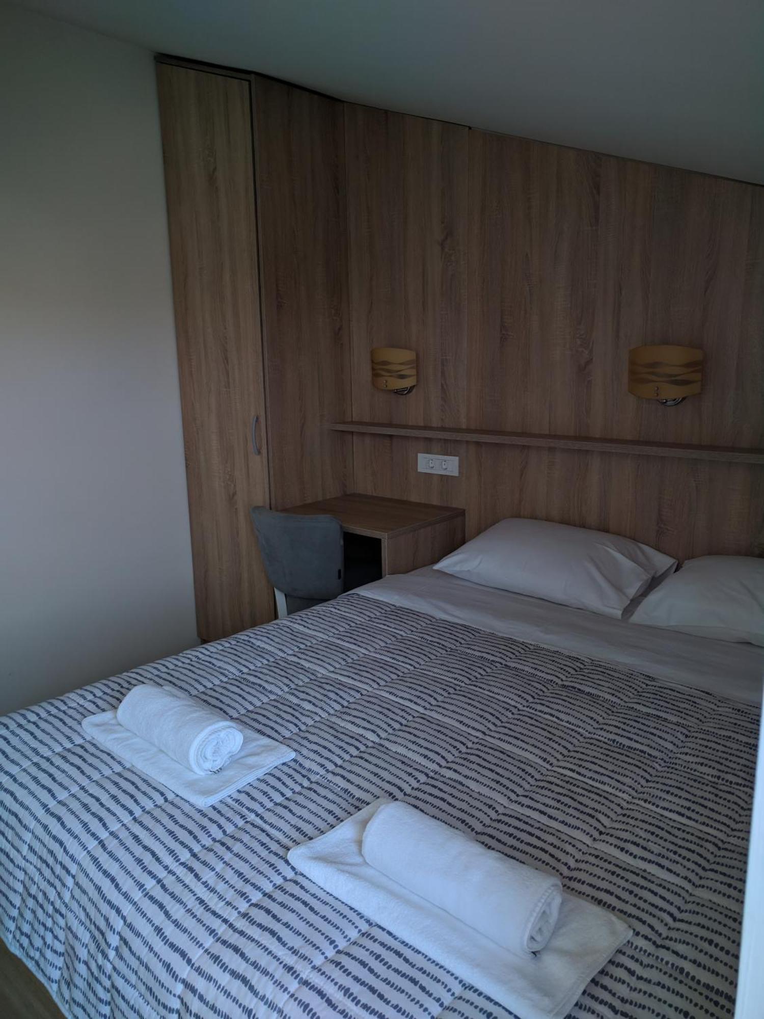 Vesna Hotel